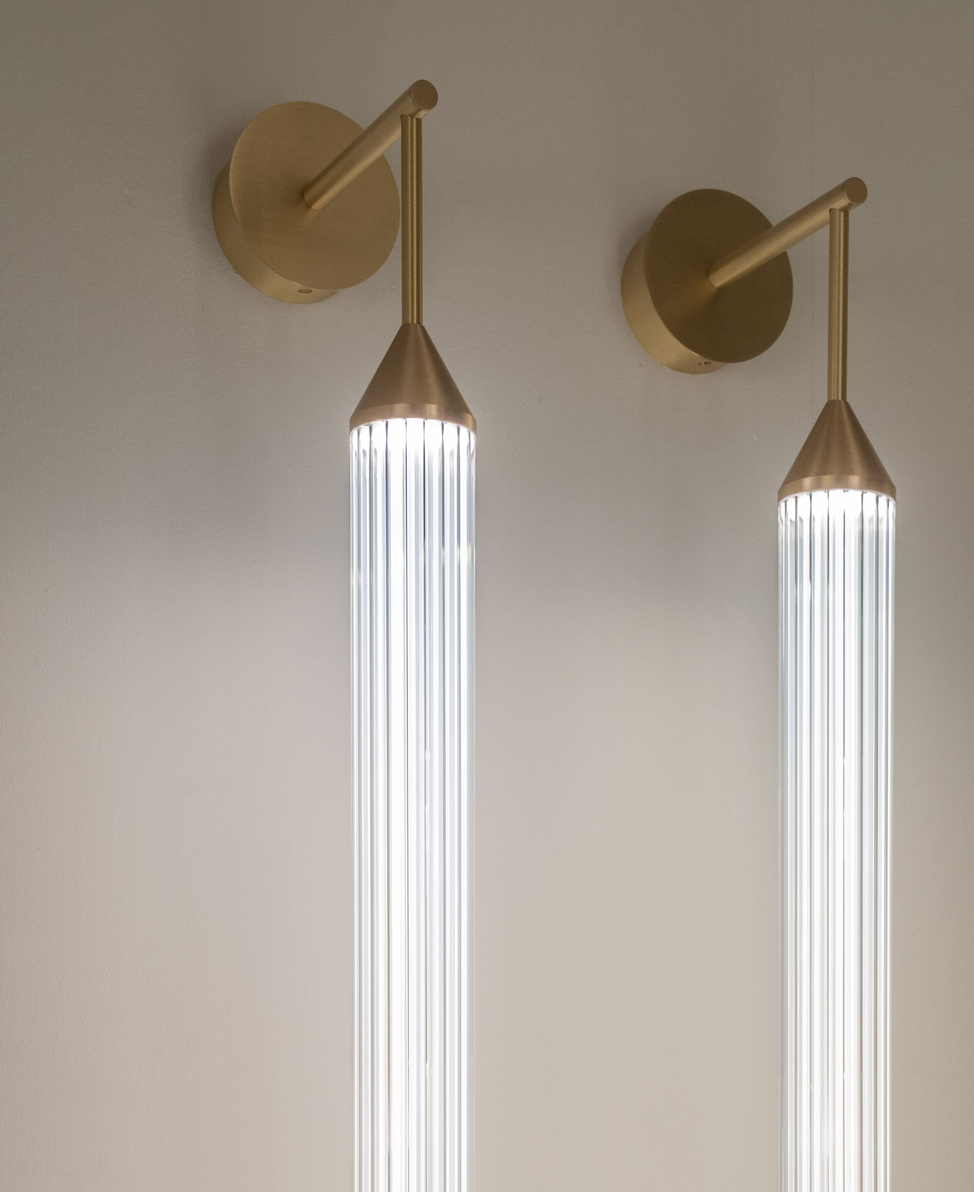 Cirque Wall Column | Giopato & Coombes